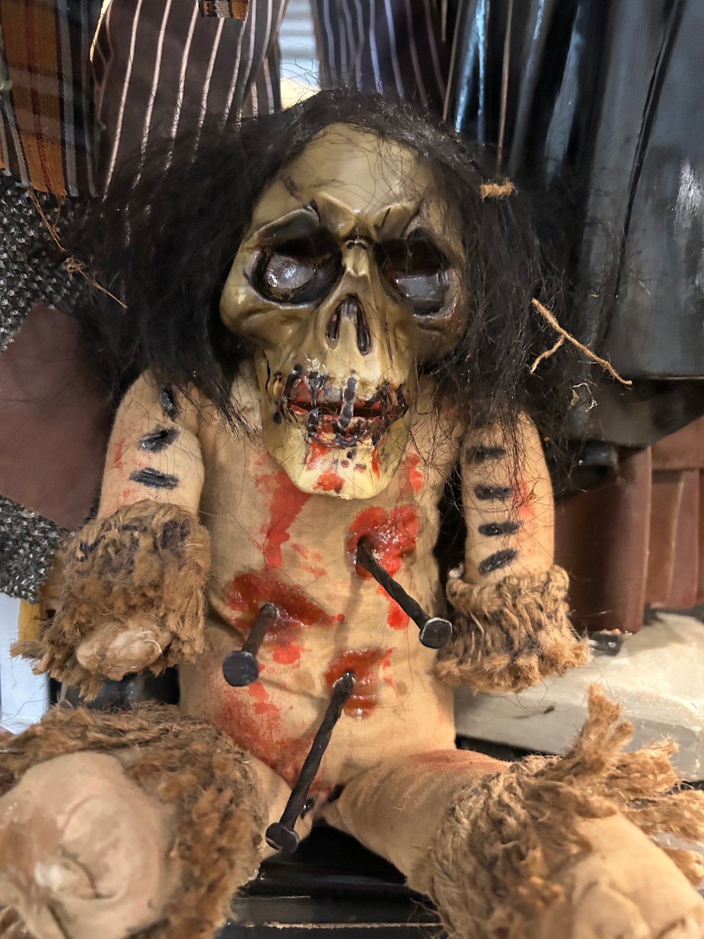 Poupée Zombie Witchcraft, créée par un artiste.