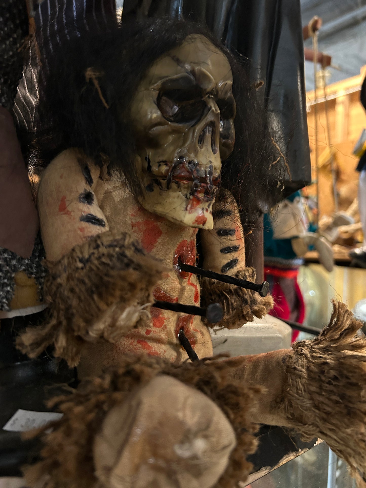 Poupée Zombie Witchcraft, créée par un artiste.