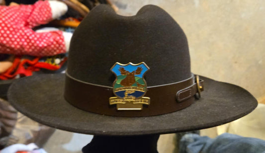 Chapeau de la protection de la faune