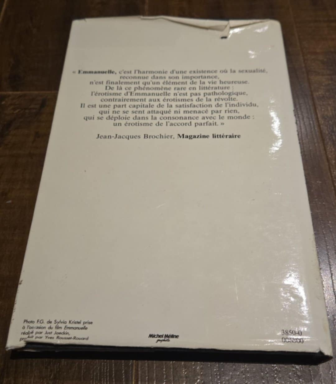 Livre vintage Emmanuelle par Emmanuelle Arsan ( 1974 )