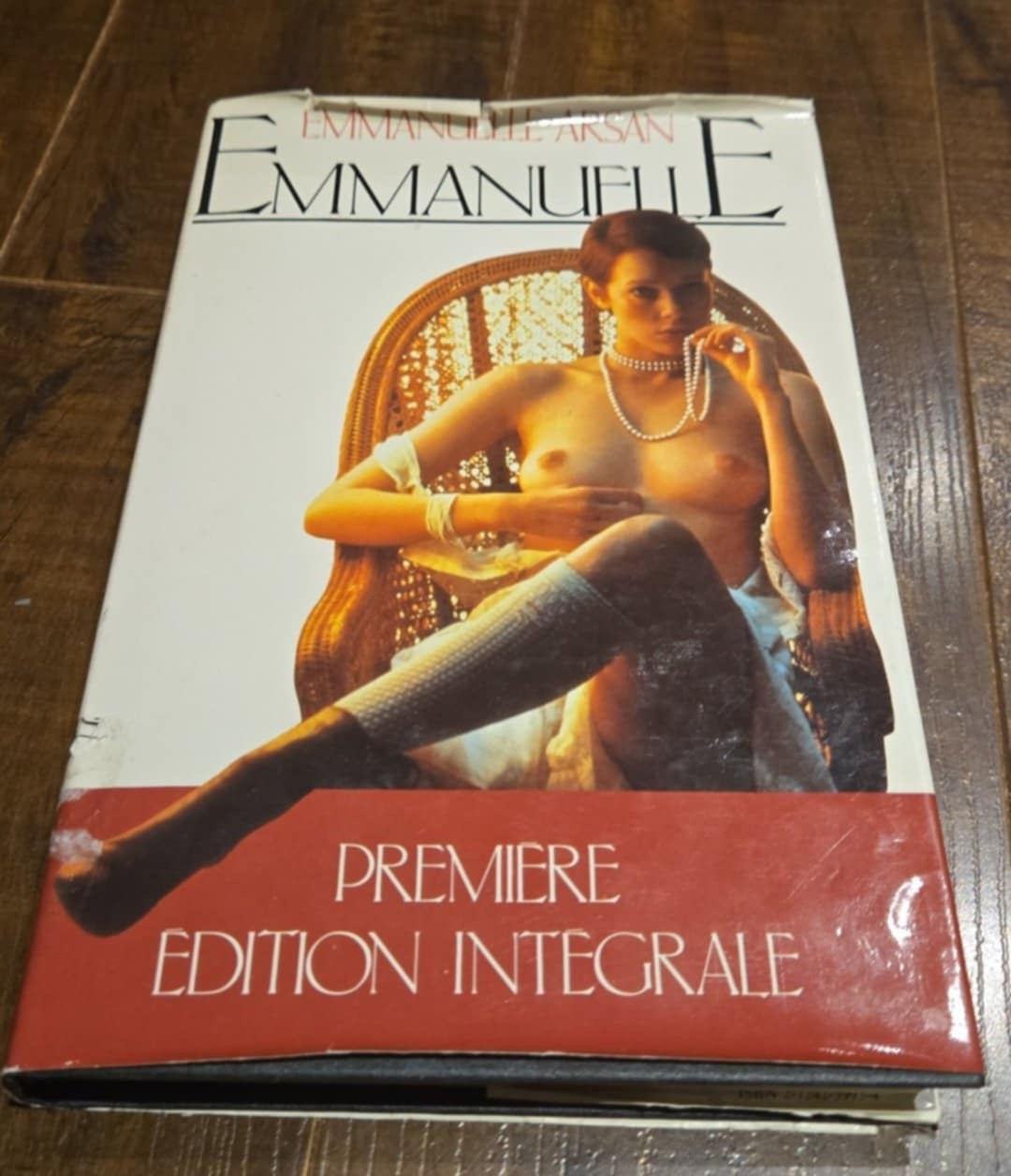 Livre vintage Emmanuelle par Emmanuelle Arsan ( 1974 )
