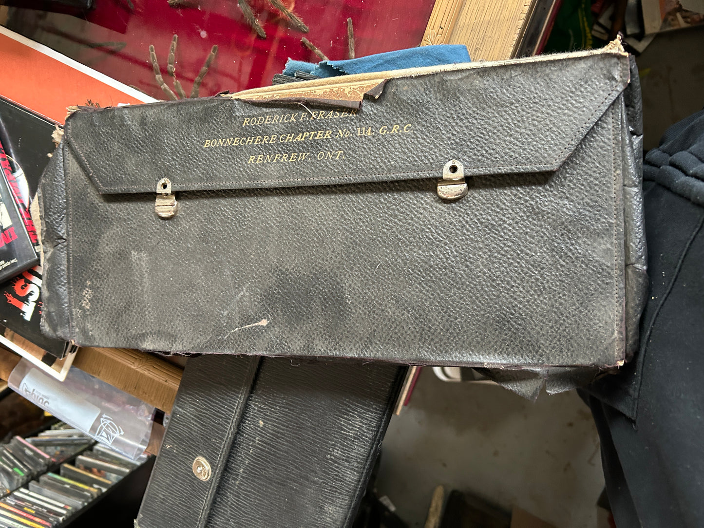 Trousse de Franc Masson années 1960
