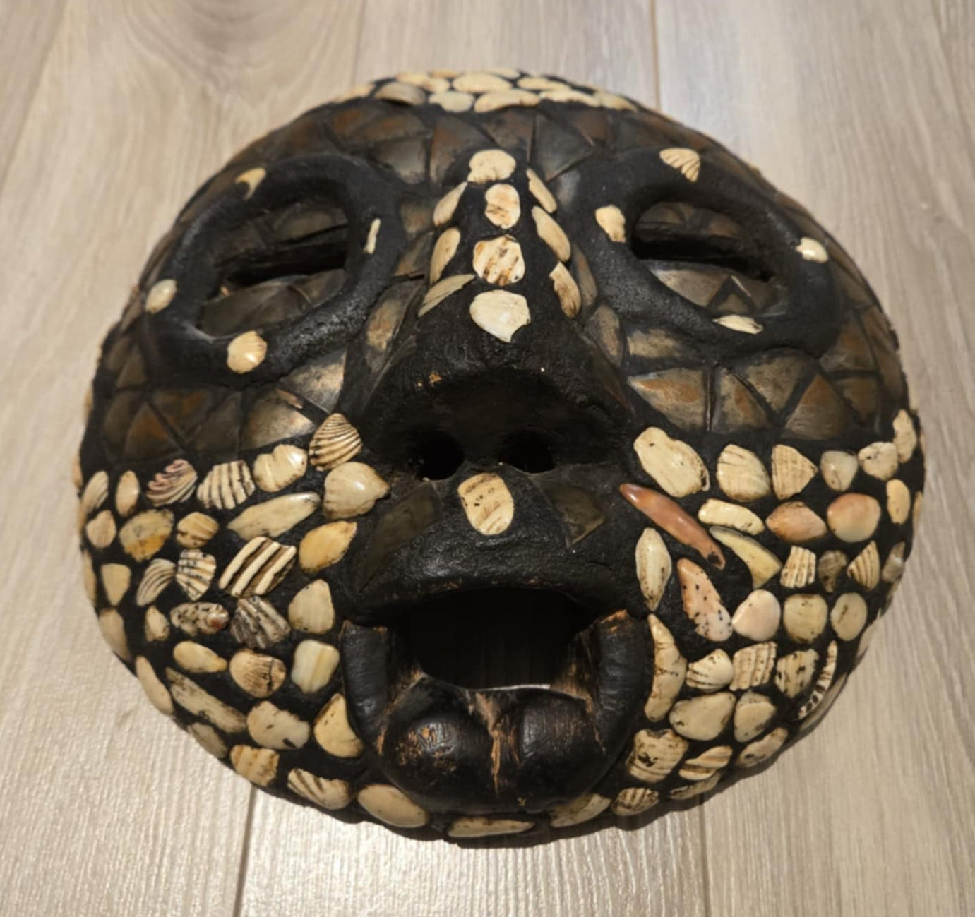 Masque rituel Asanti africain antique