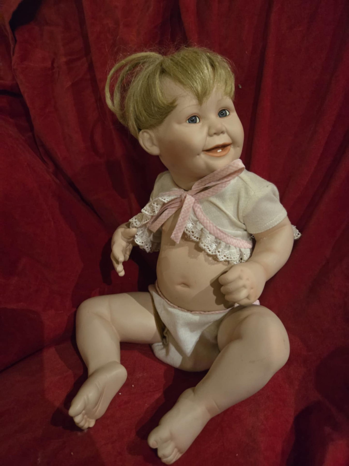 Poupée vintage Ashton Drake collection Barely Yours par Titus Tomescu