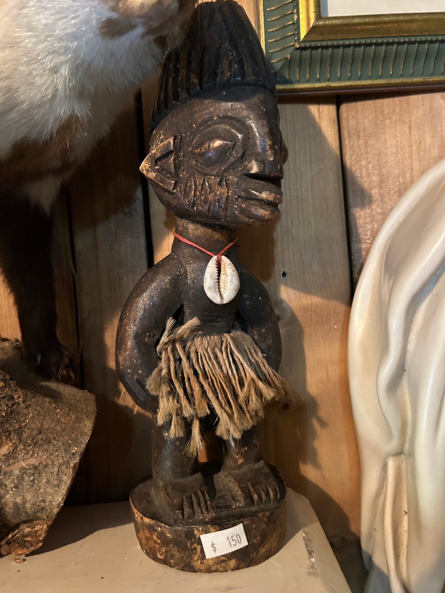 Petite Sculpture vodun nigérienne faite à la main.