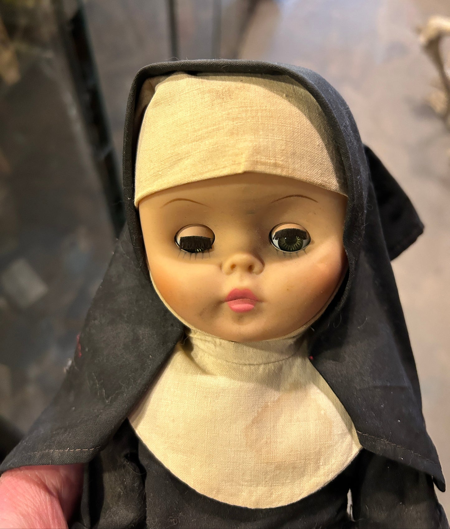 Poupée religieuse ancienne.