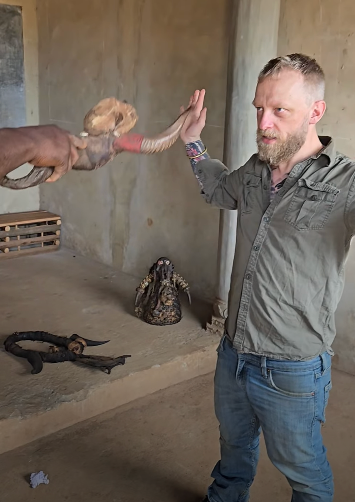 Fétiche vaudou camerounais unique antique