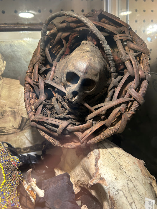 Fétiche vaudou antique pour purification