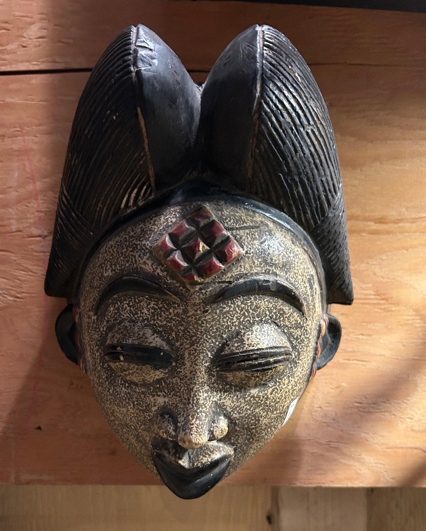 Masque rituel africain du Gabon