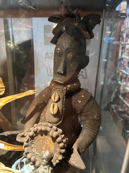 Fétiche vaudou africain antique