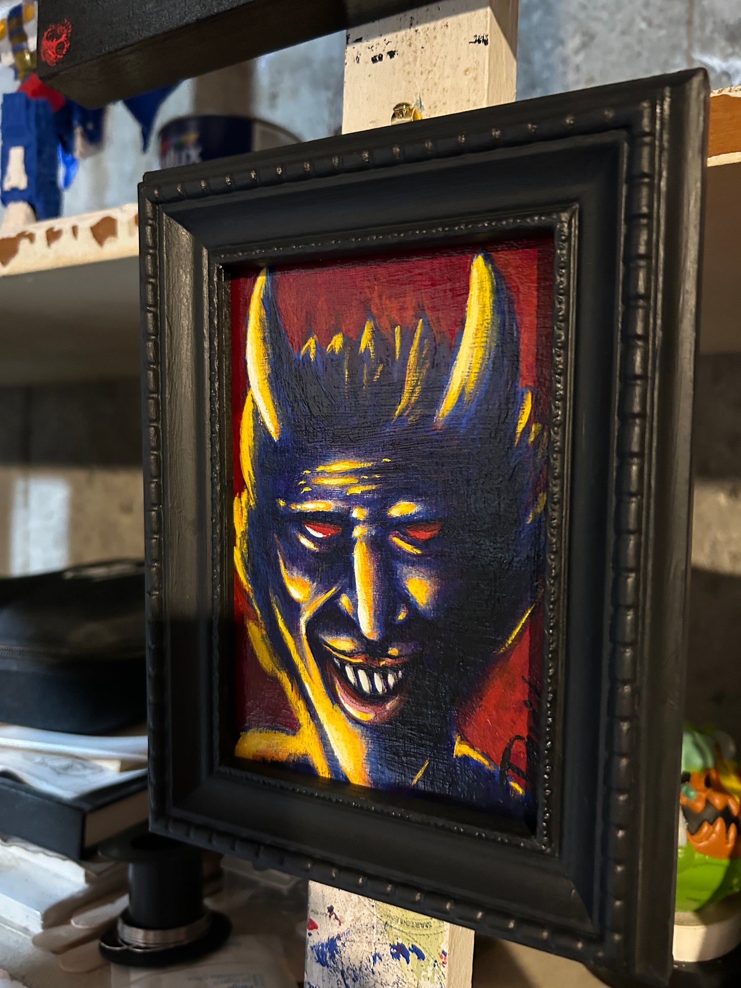 Petite peinture originale "Petit démon souriant" par David Therrien