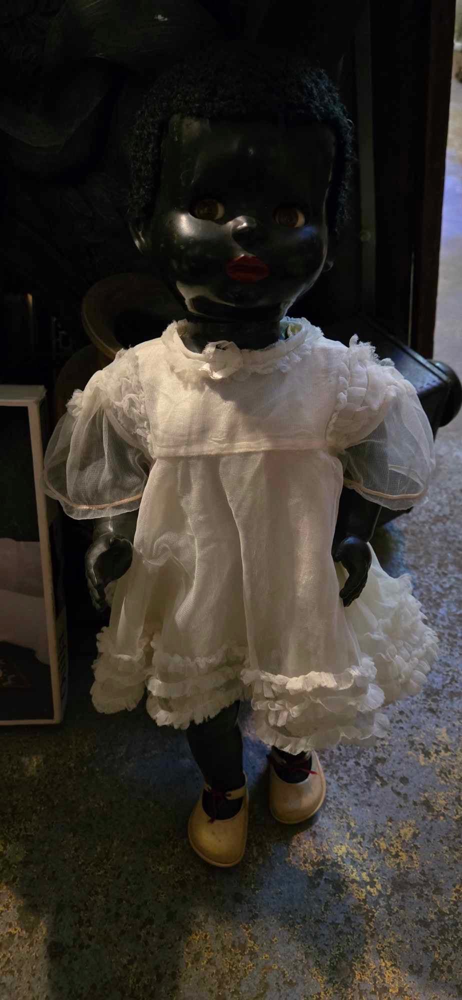 Poupée noire vintage
