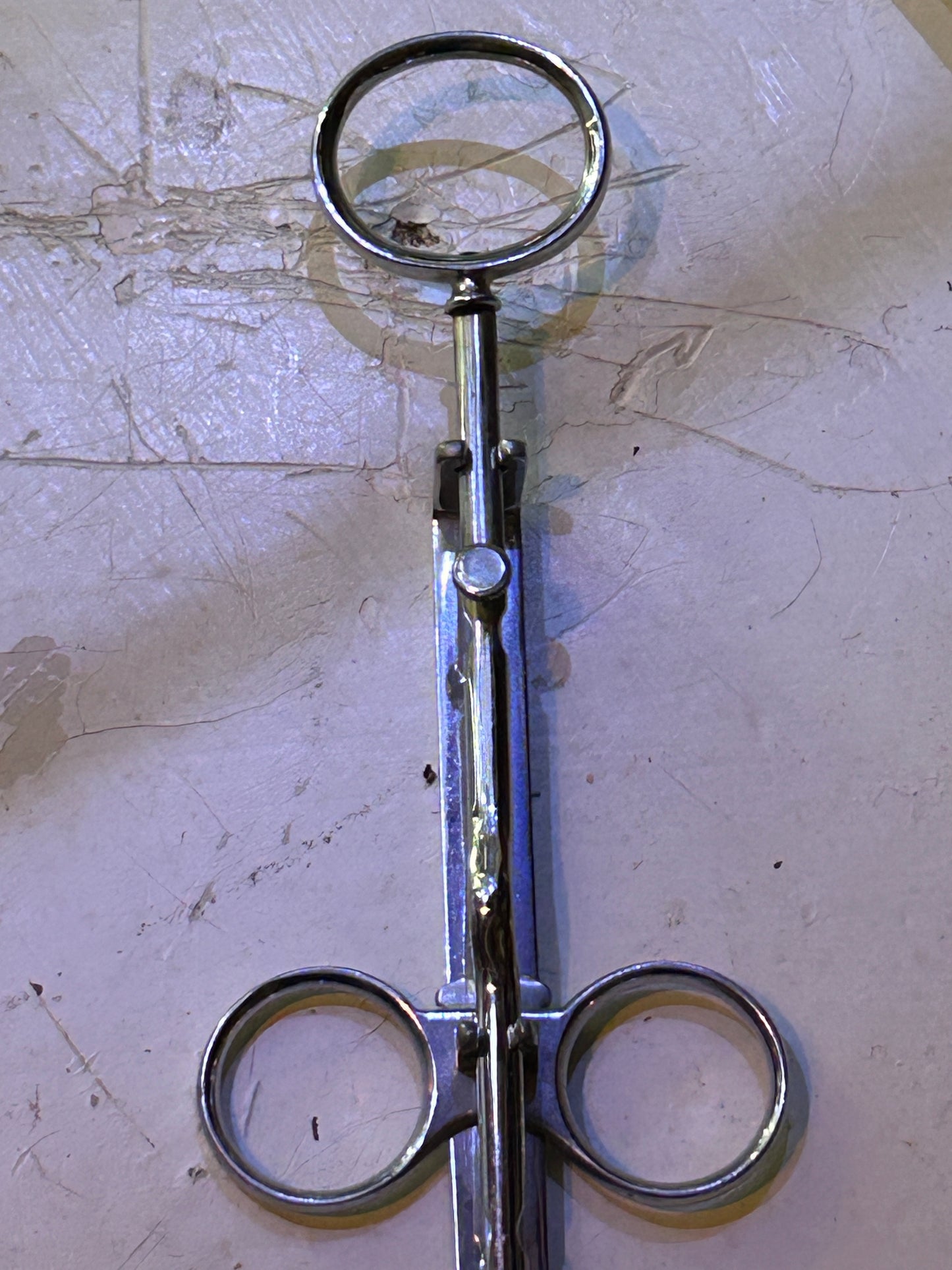 Outil médical ancien