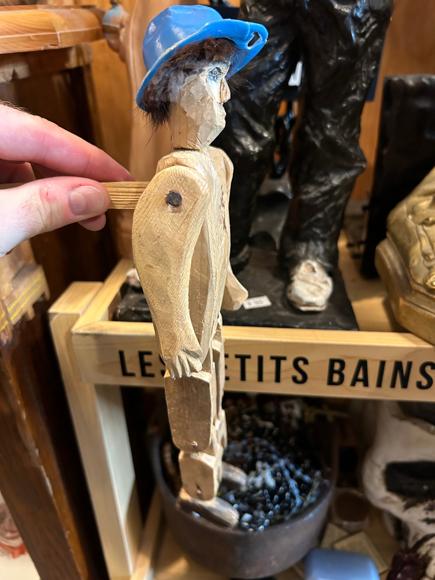 Sculpture Petit Pantin en Bois