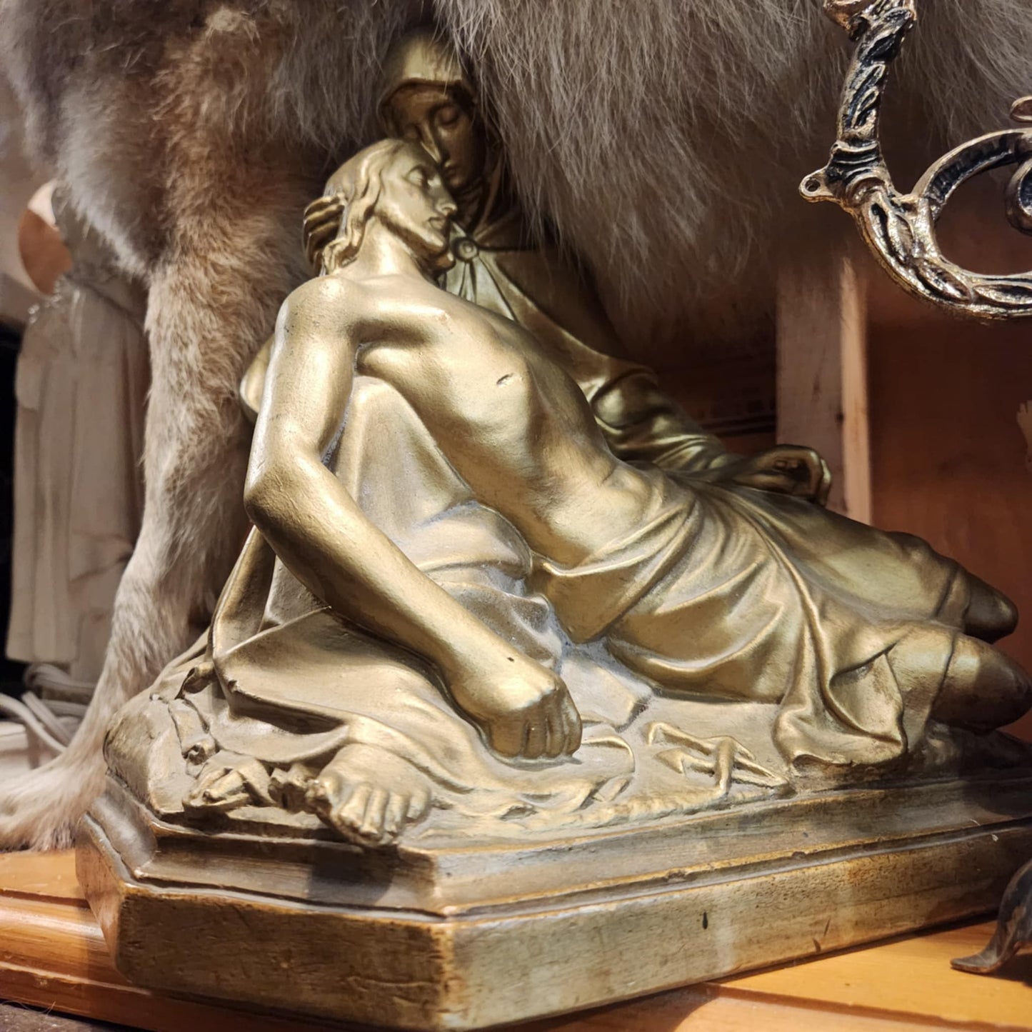 Statue de Jésus et Marie