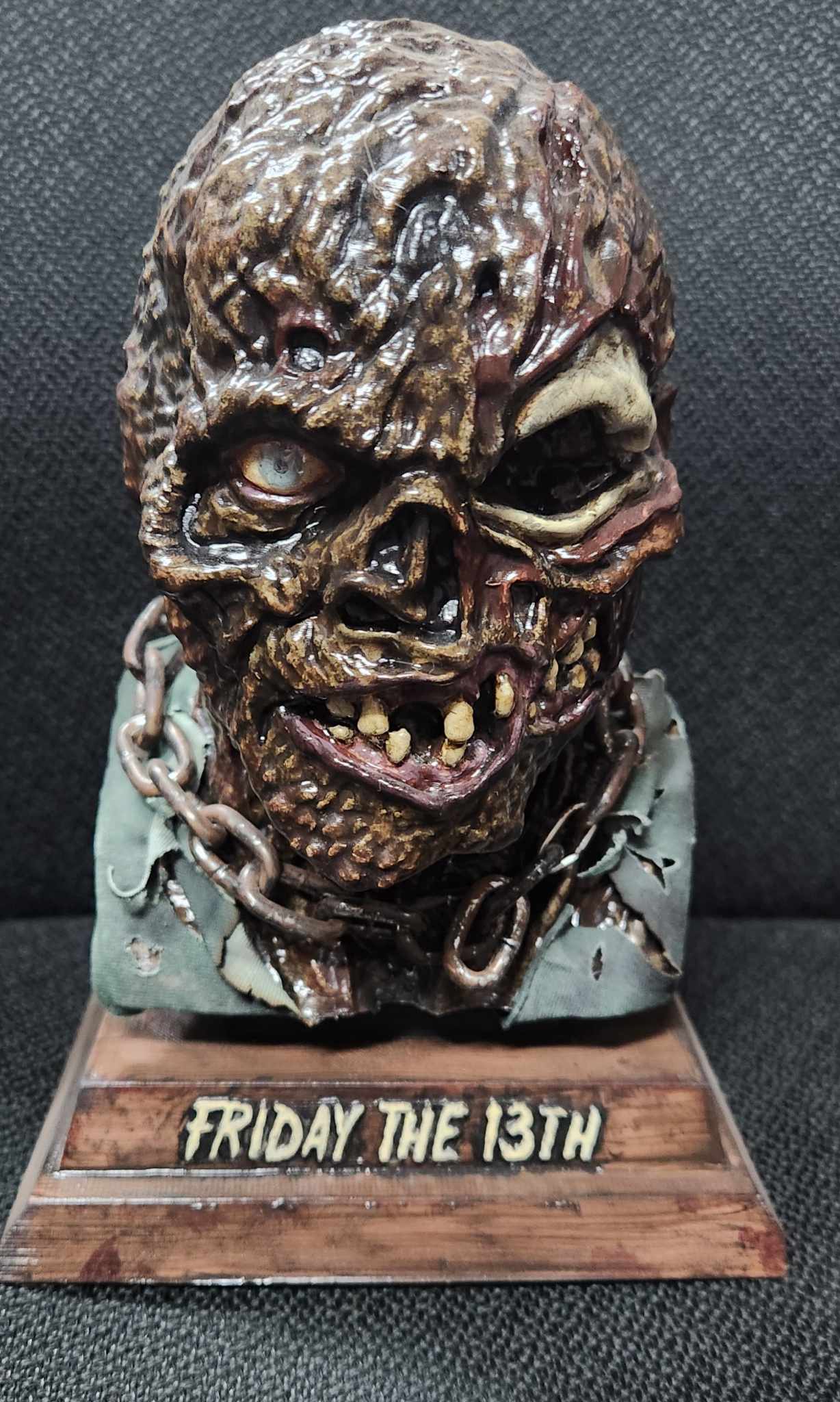 Bust / tête Jason Voorhees Friday the 13th Part VII, fabriqué par un artiste.
