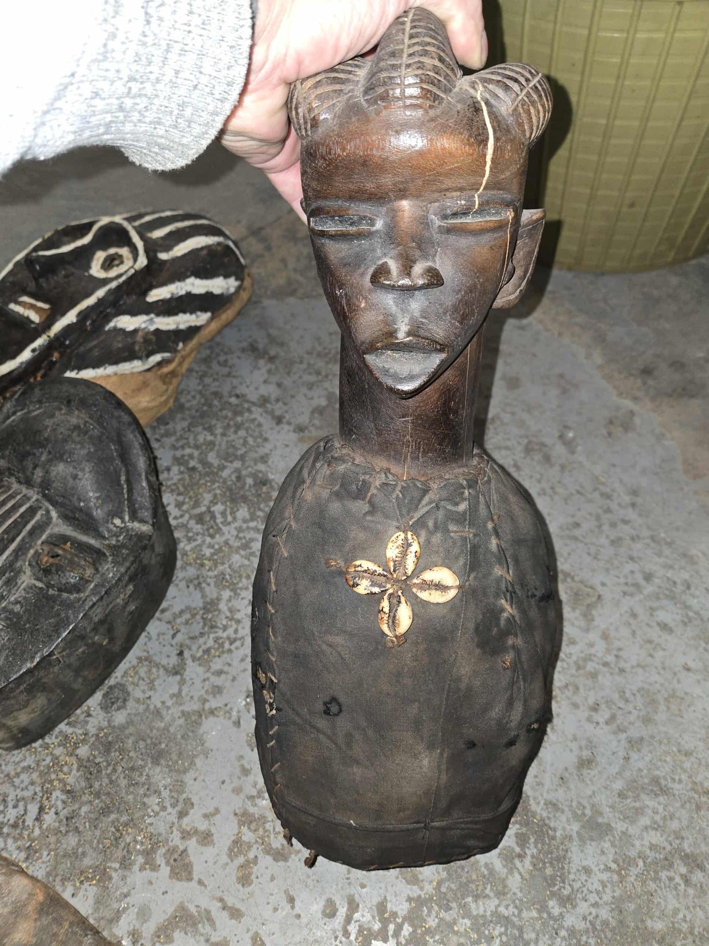 Sculpture idole vaudou africain