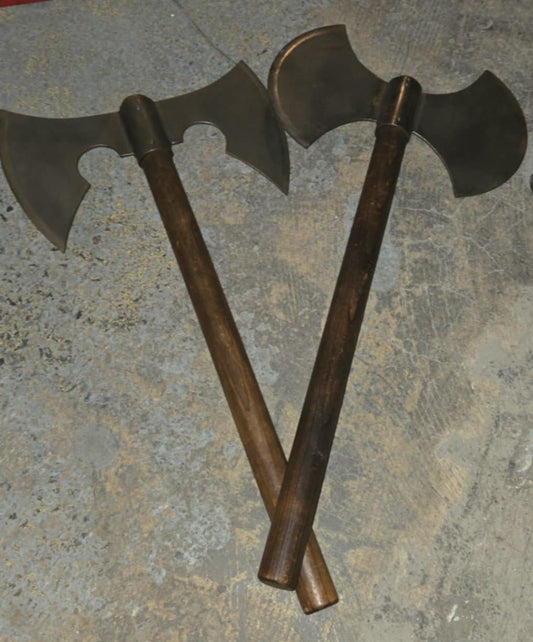 Haches doubles style médiéval