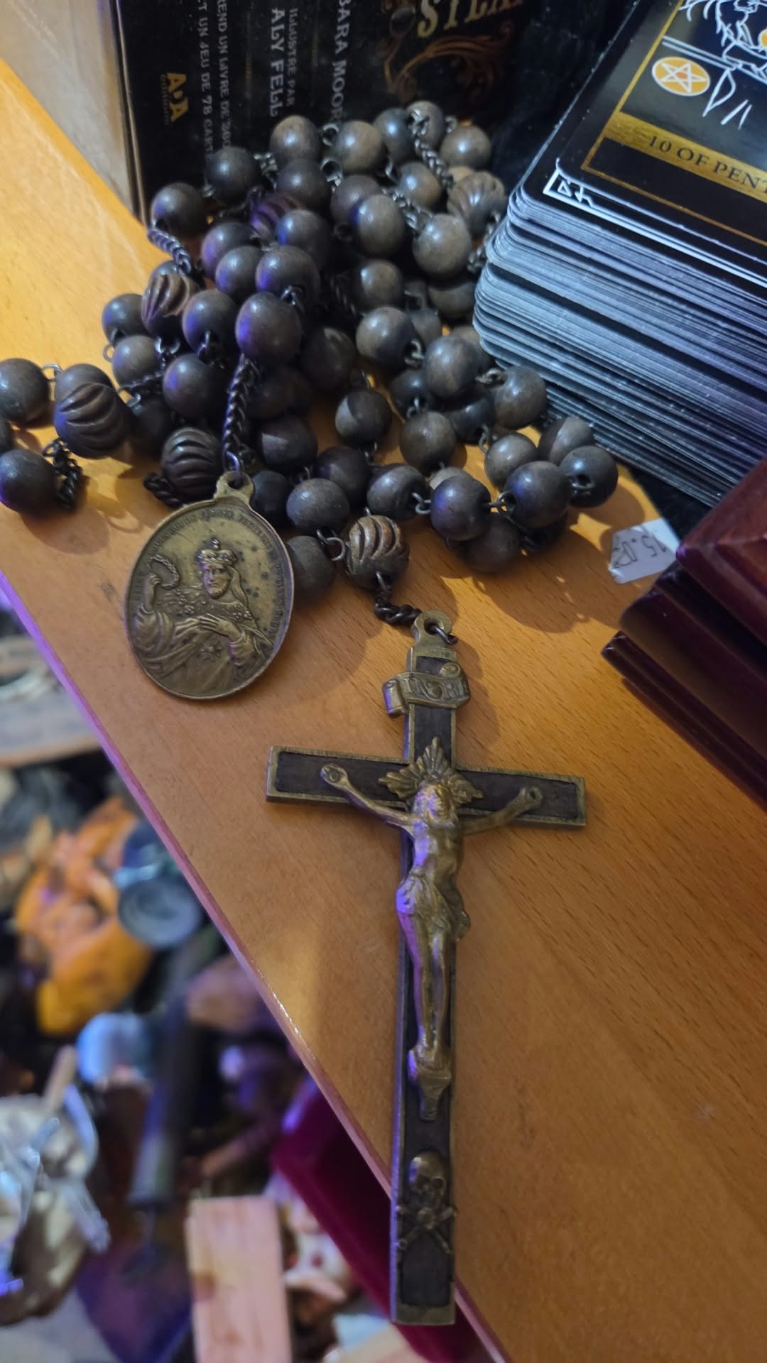 Crucifix antique Corpus Golgotha / Memento Mori européen