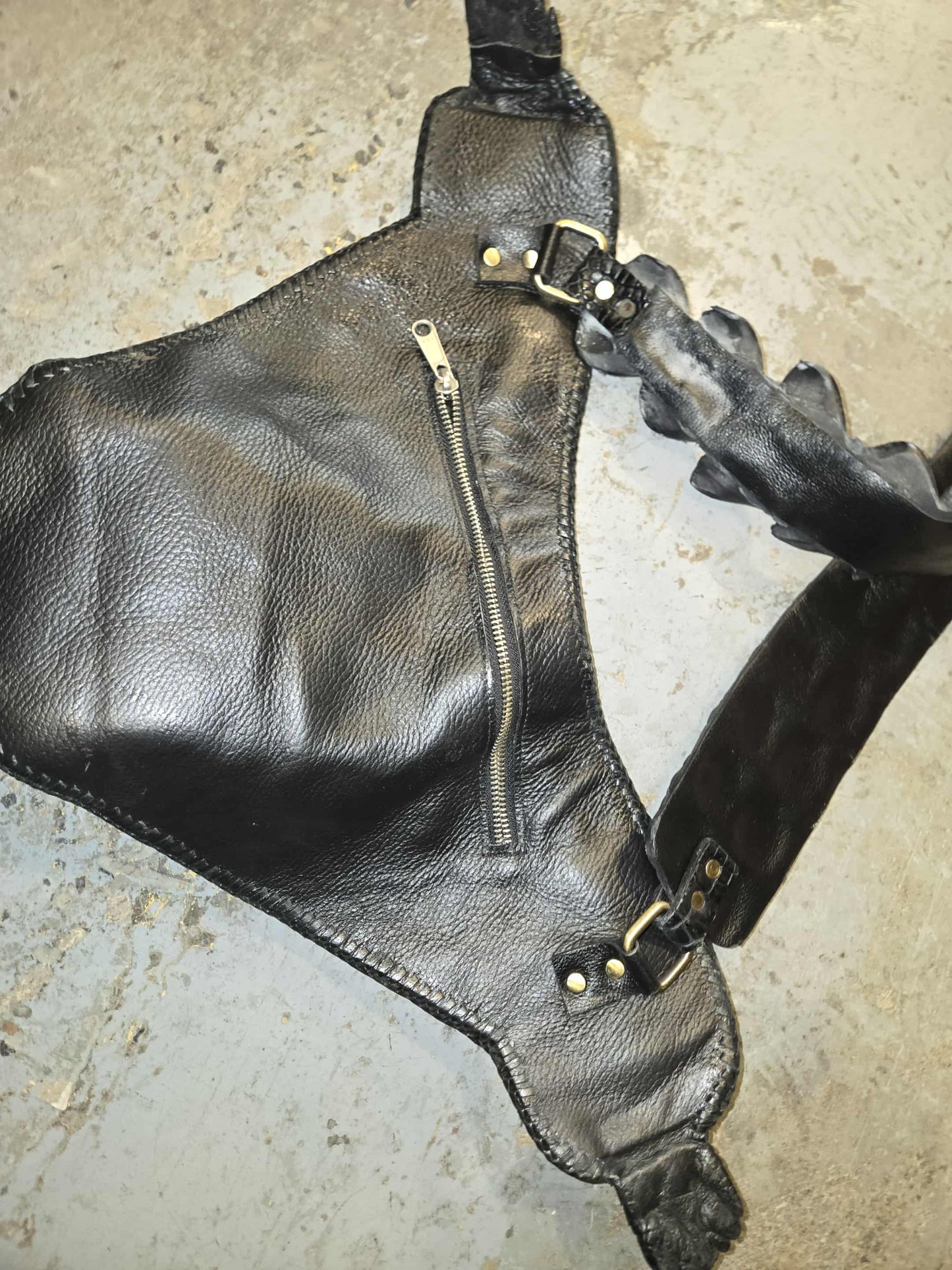 Grande sacoche vintage en peau de crocodile