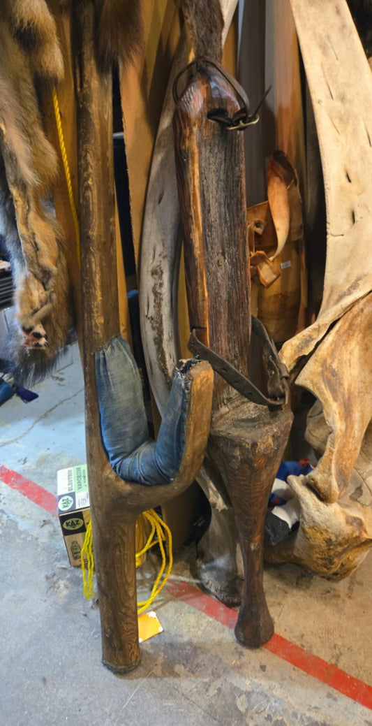 Jambes de bois antiques datant du 19e siècle