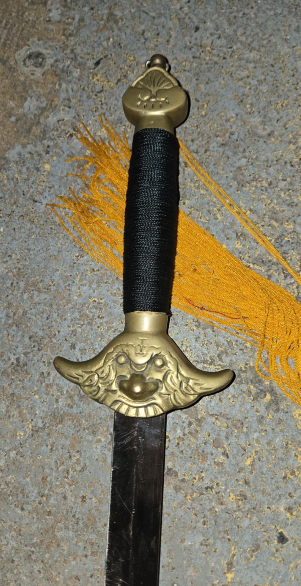 Sabre chinois type Jian