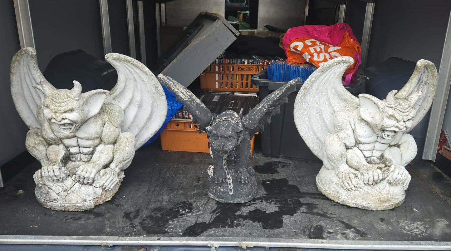 Démons grotesques (gargouilles) statues en béton