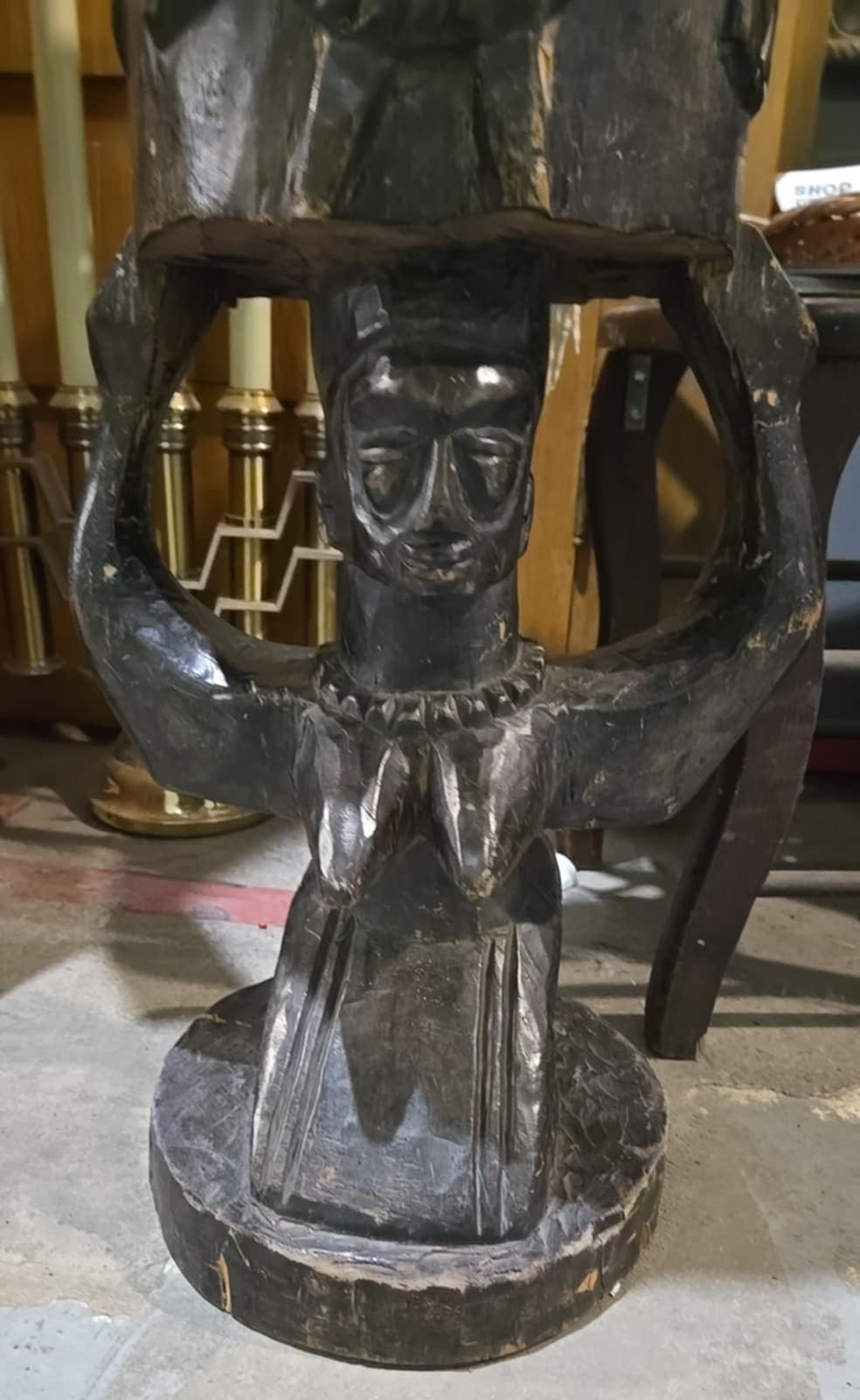 Tambour antique africain.