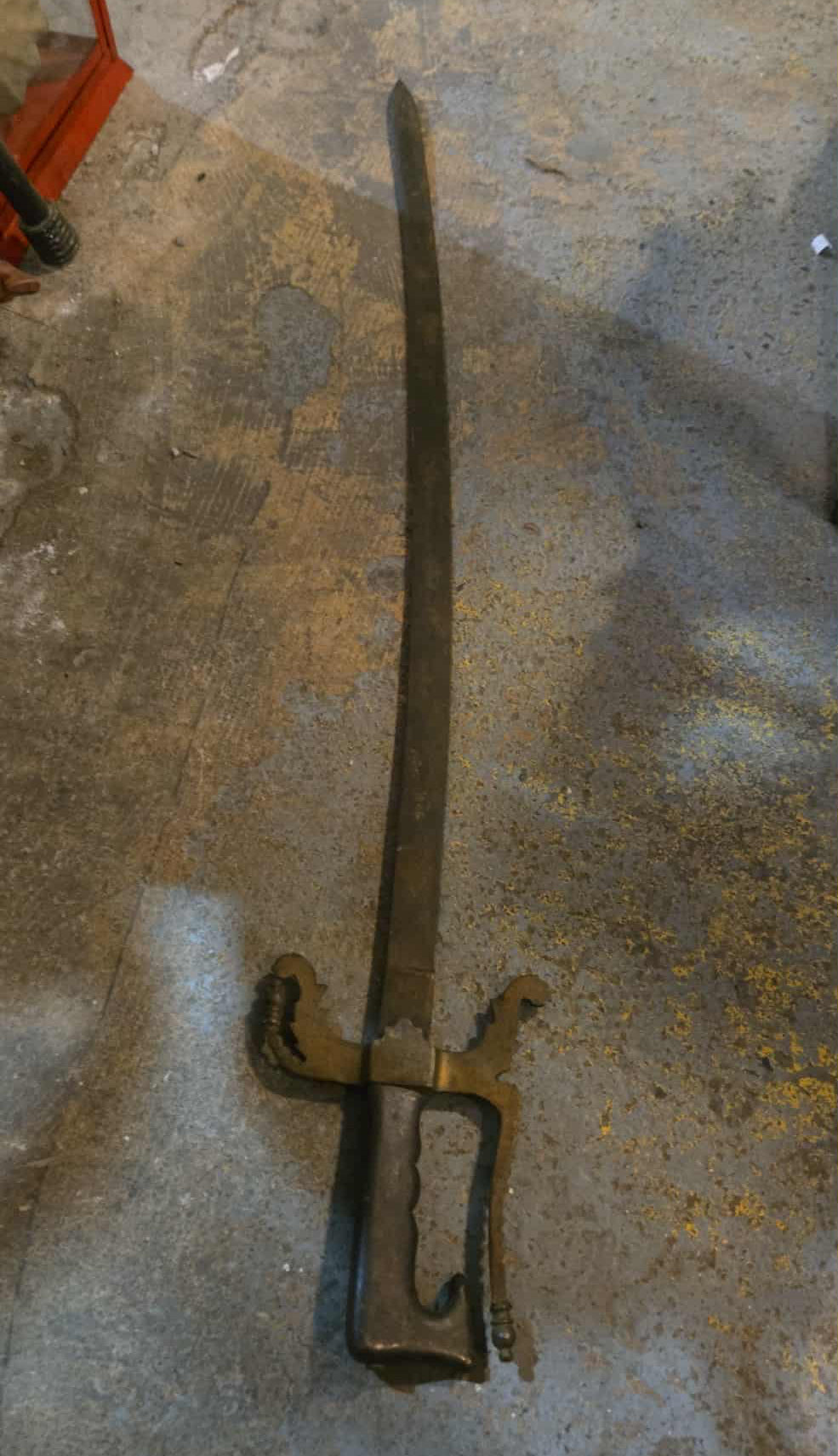 Épée marocaine antique