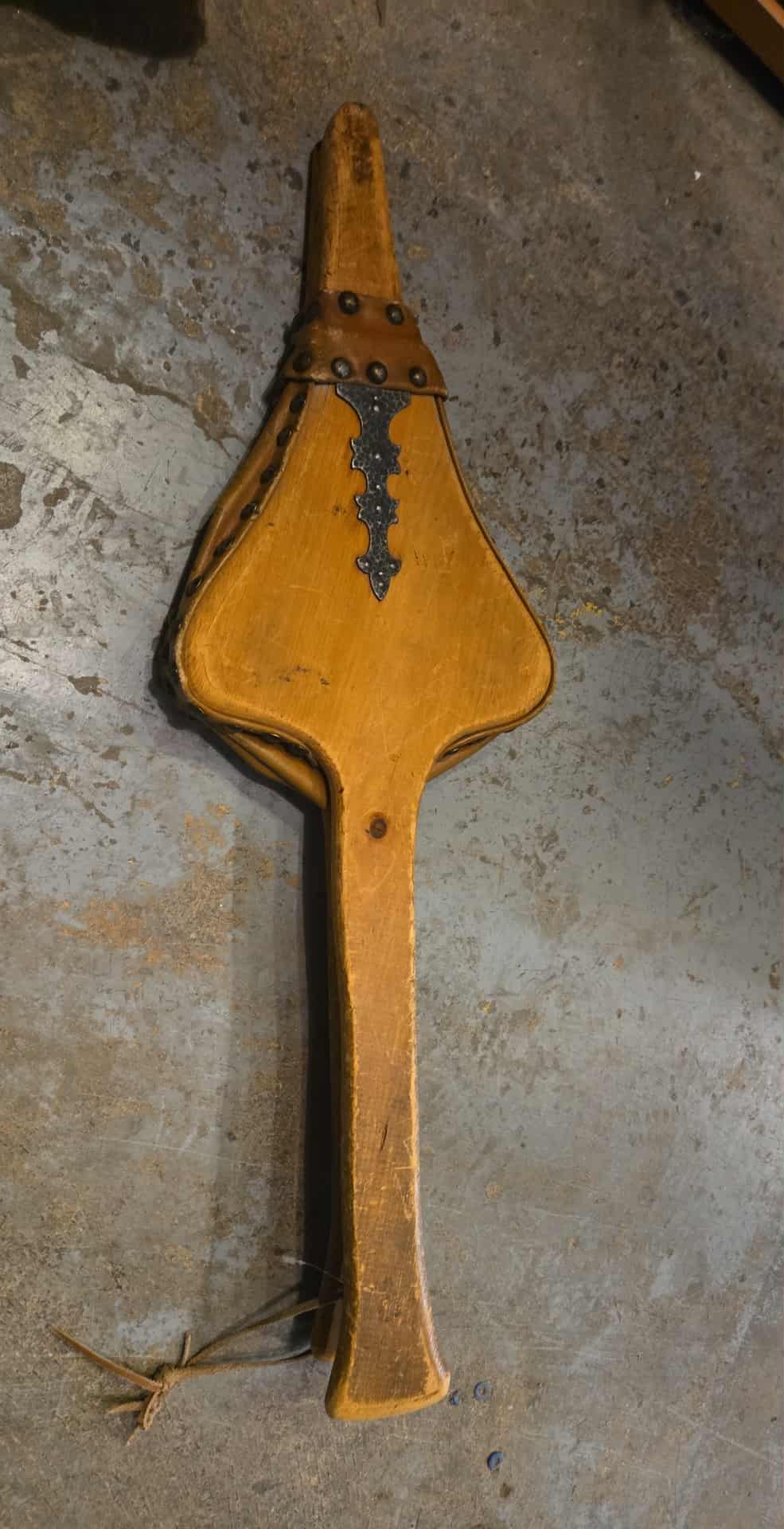 Soufflet ancien pour cheminée