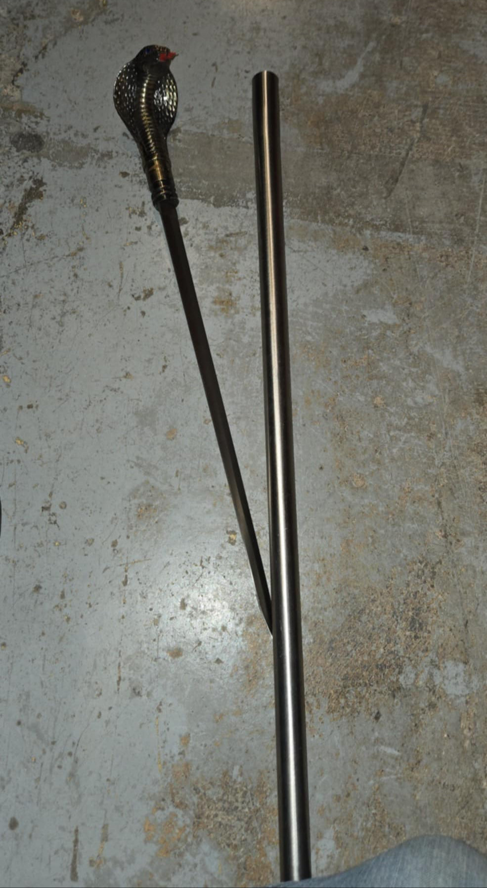 Canne épée antique cobra