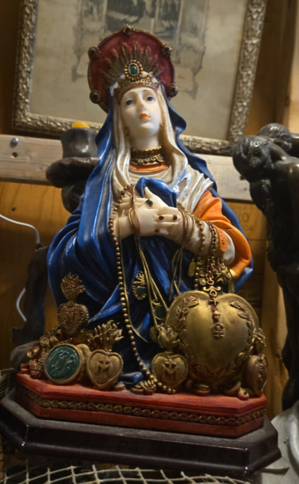 Statuette de la "Mater dolorosa"