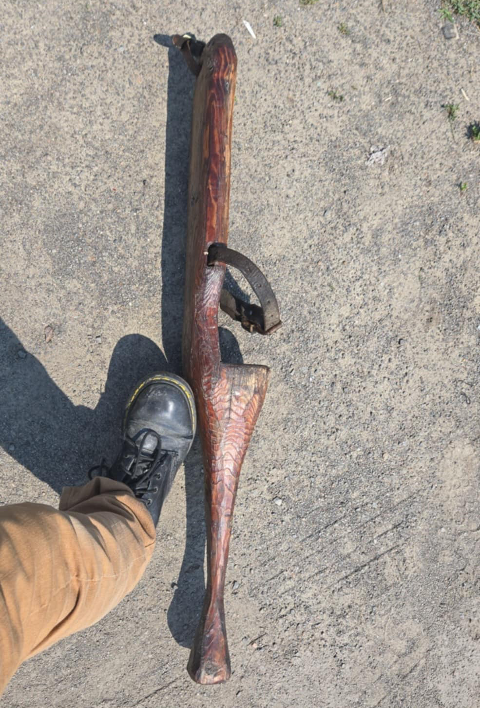 Jambes de bois antiques datant du 19e siècle