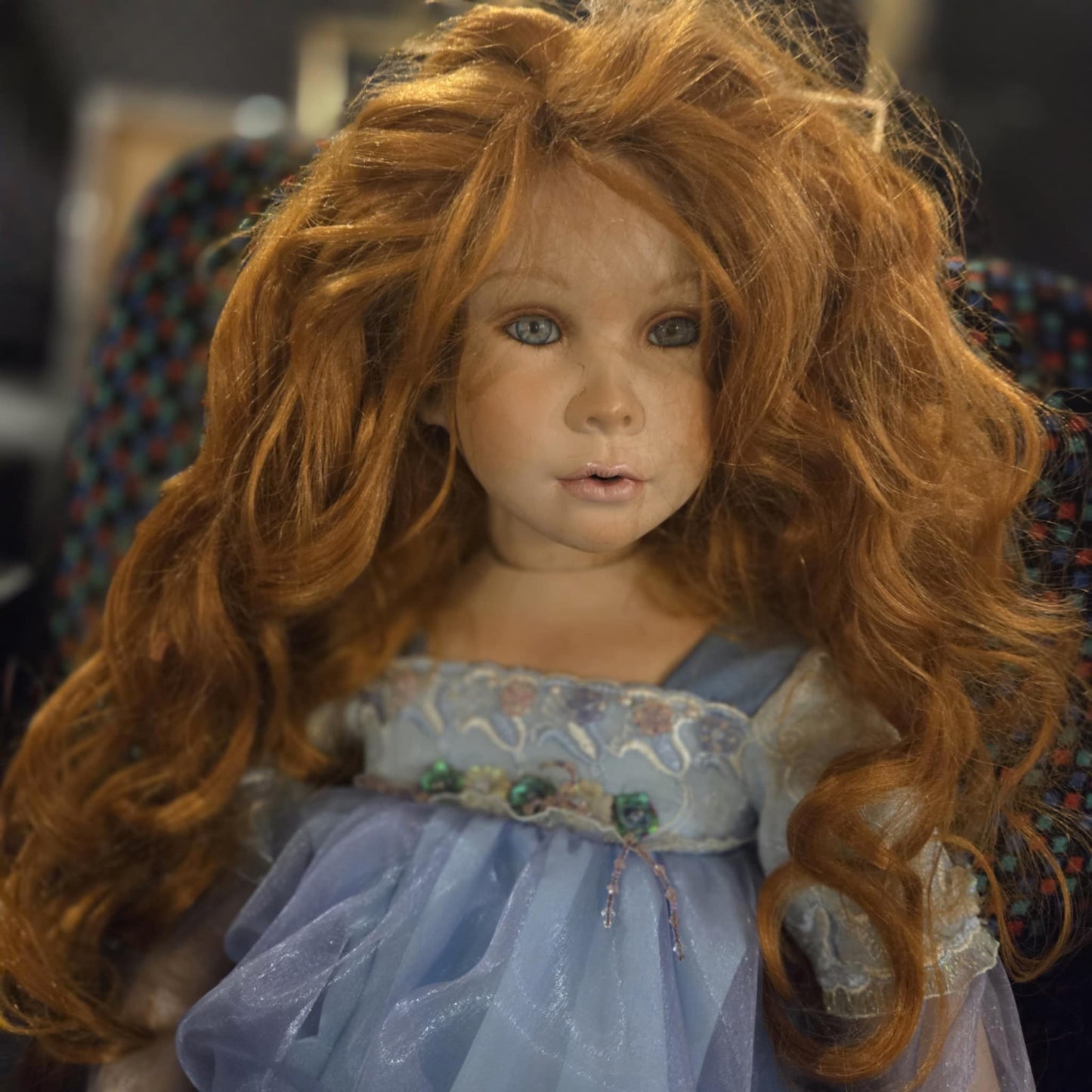 Poupée rousse