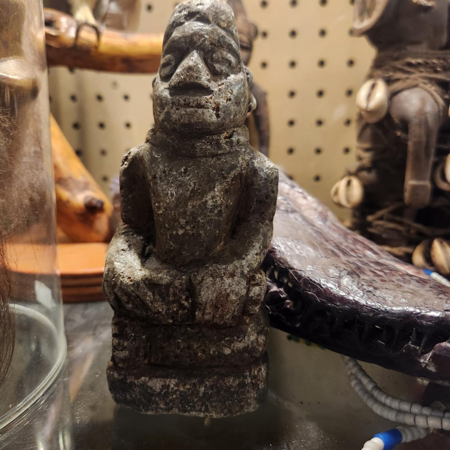 Statuette en pierre