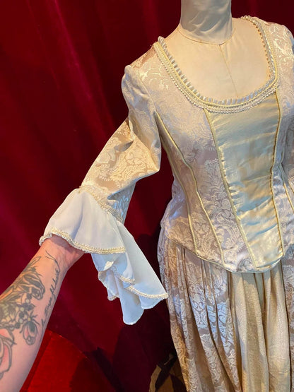 Reproduction robe de mariée style Renaissance