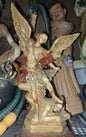 Statuette Archange Saint-Michel terrassant le démon