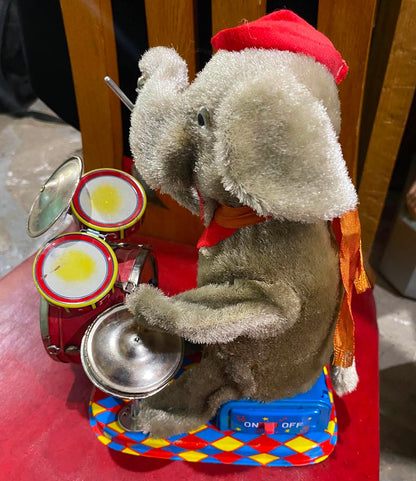 Jouet vintage Mambo the Jolly Drumming Elephant