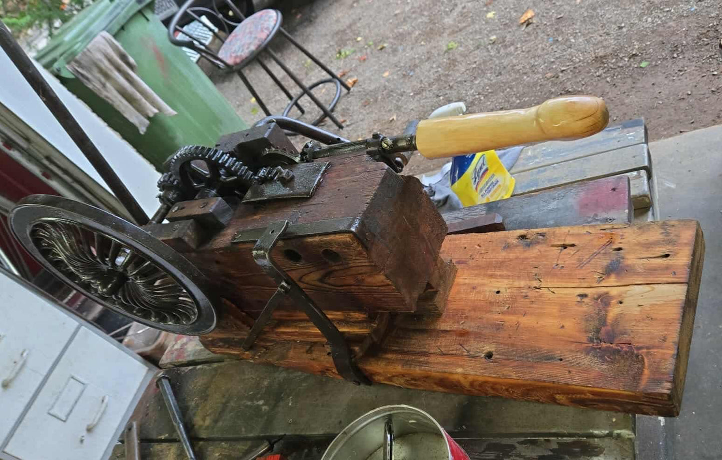 Sex Machine antique et moderne à crinque, par Bill et Christian