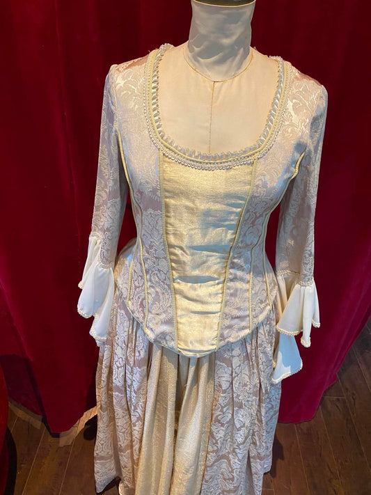 Reproduction robe de mariée style Renaissance