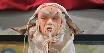 Création artistique tête de démon par un artiste