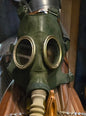 Masque à gaz antique