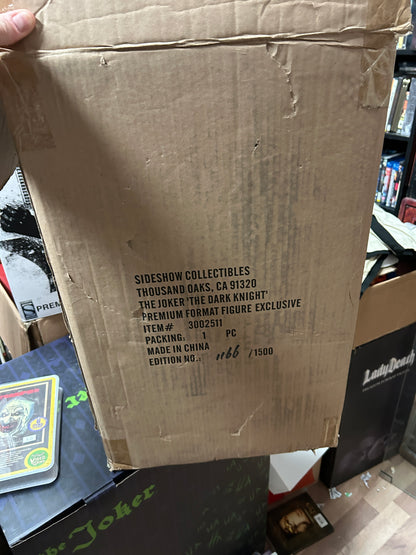 Statue The Joker "The Dark knight" Premium Format Exclusive par Sideshow Collectables