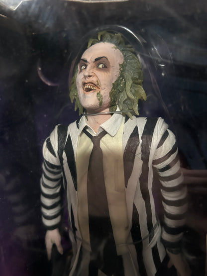 Figurine Beetlejuice 18 pouces de Neca Reel Toys