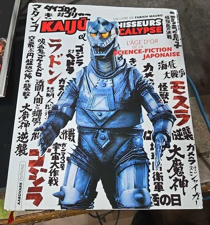 Livre KAIJU, ENVAHISSEURS & APOCALYPSE