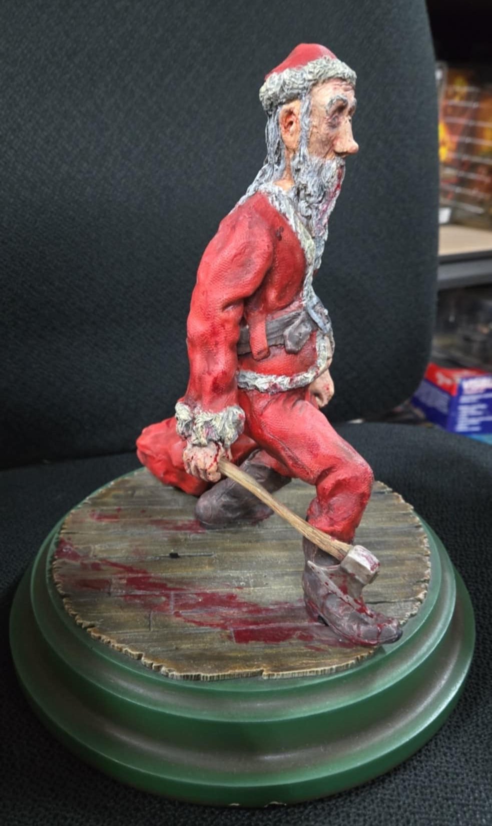 Sculpture Bad Santa par un artiste