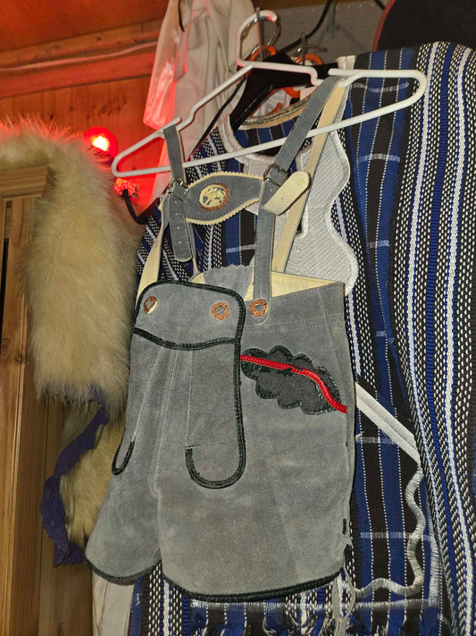 Lederhosen traditionnel allemand en cuir pour enfant
