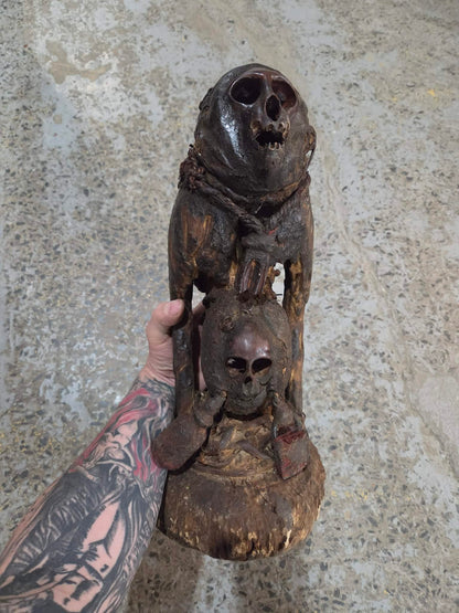 Fétiche antique rituel vaudou africain, Cameroun.