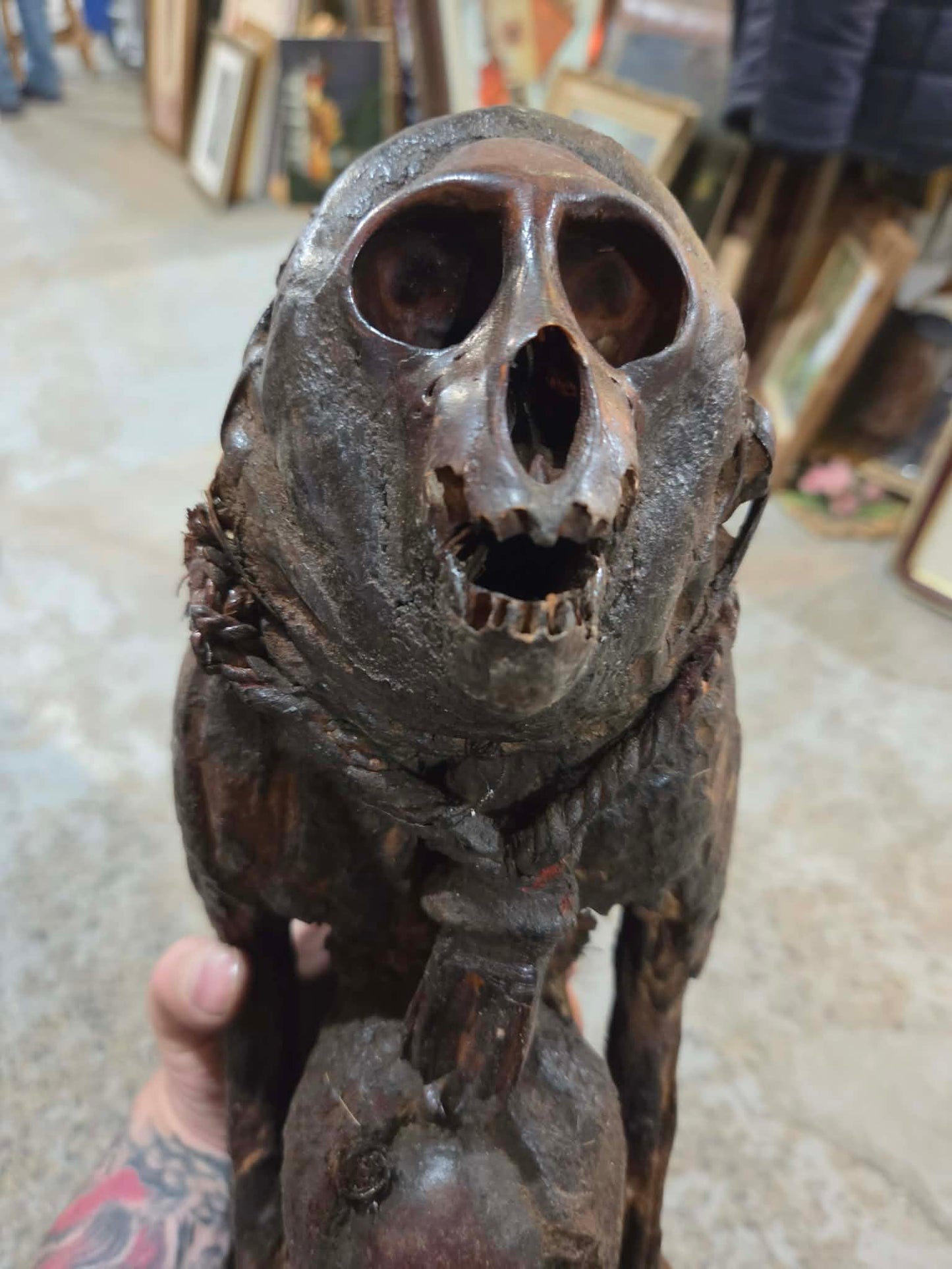 Fétiche antique rituel vaudou africain, Cameroun.