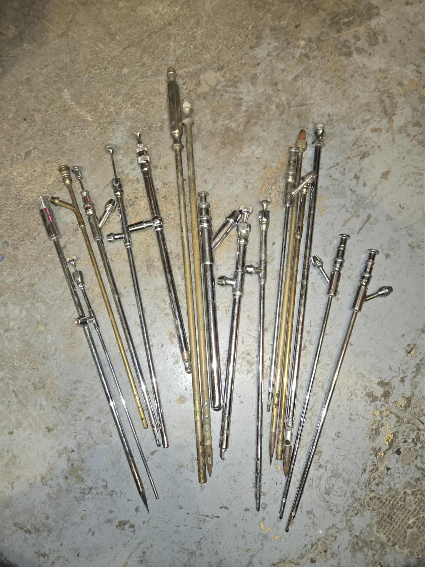 Instruments de thanatopraxie - injection des liquides